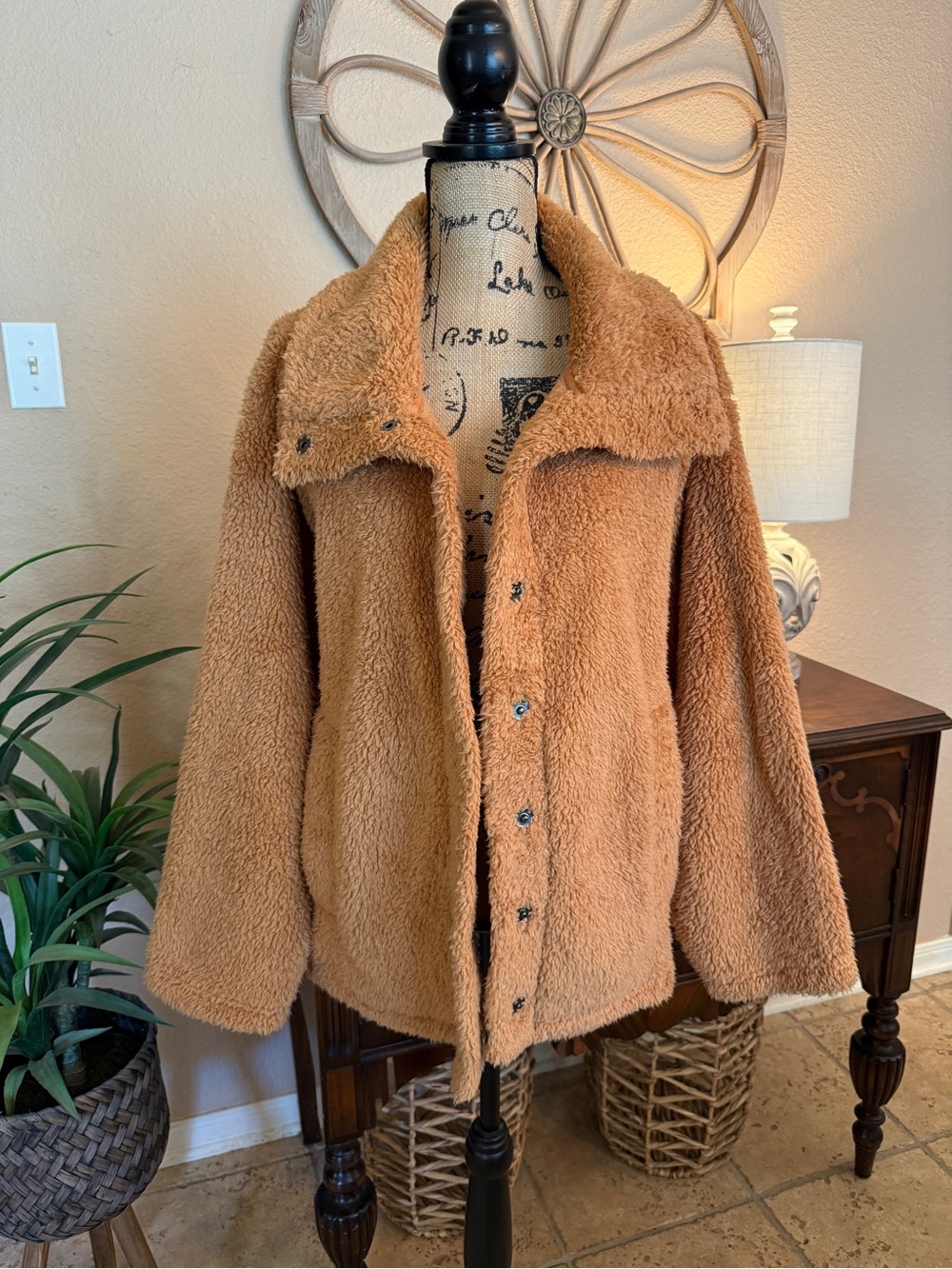 New Billabong Cozy Teddy Fleece Jacket in Camel - Picture 14 of 14